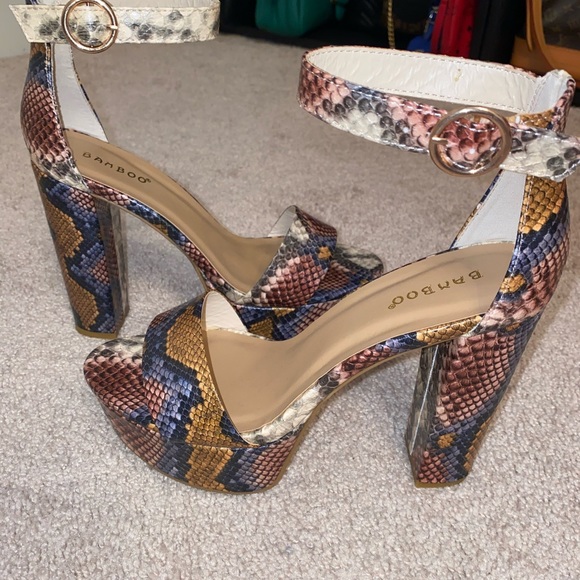 Multicolored snake print platform heel sandal - Picture 2 of 4